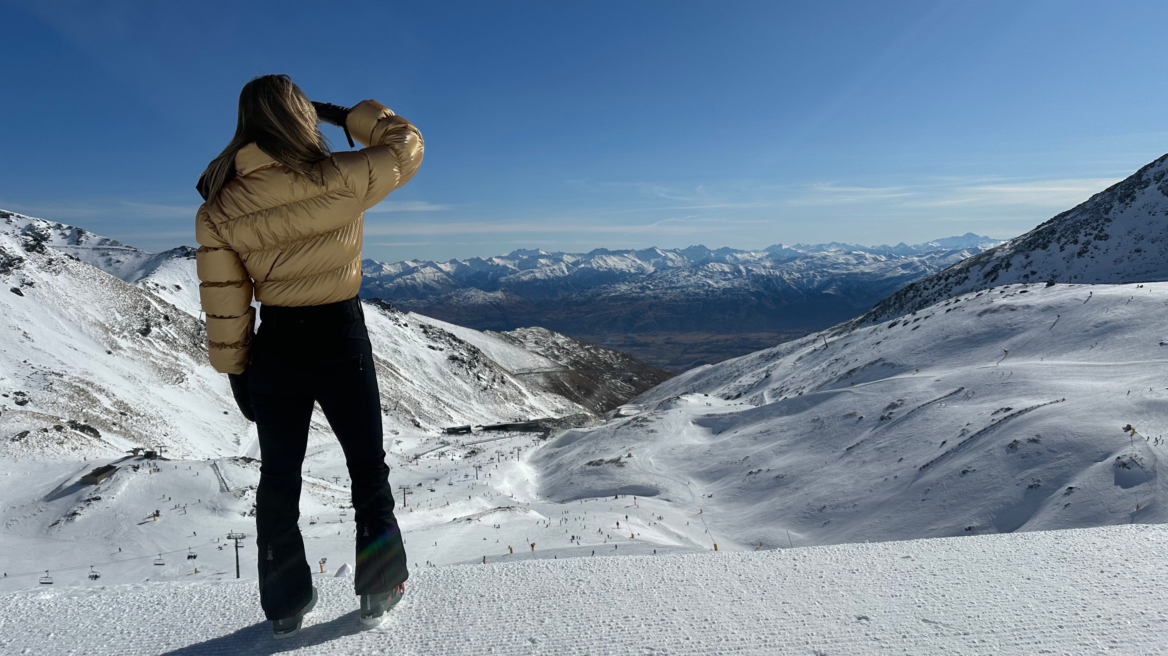 What to Wear Skiing in Australia & New Zealand: The Ultimate Women's Guide (2026)